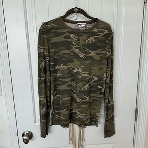 Vintage delias camo thermal thumb holes 90s